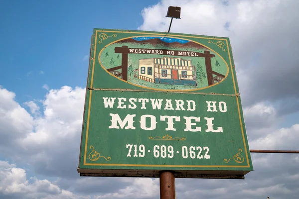 Cripple Creek Colorado Září 2020 Přihlaste Opuštěnému Motelu Westward Proti — Stock fotografie