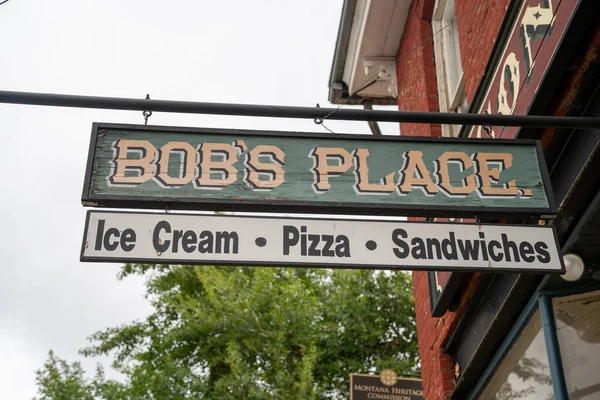 Virginia City Montana Junio 2020 Firma Para Bobs Place Restaurante — Foto de Stock