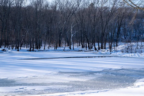 Río Croix Cubierto Hielo Visto Desde Parque Estatal William Brien — Foto de Stock