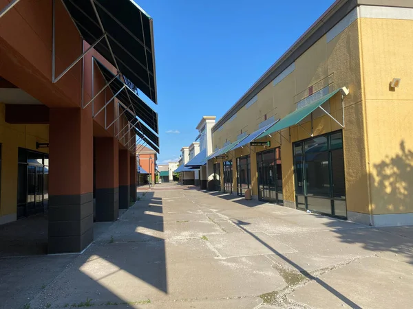 Albertville Minnesota Mai 2021 Vue Sur Les Magasins Vides Abandonnés — Photo