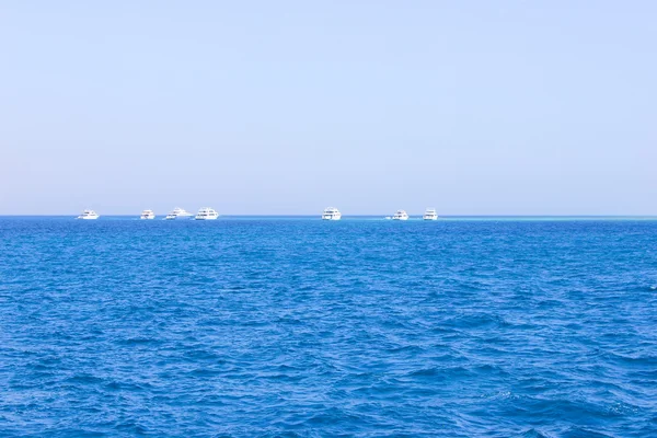 太陽の光の海 海の水の背景 — ストック写真