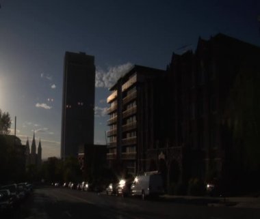 Daire ve trafik tarafından Mormon Tapınağı