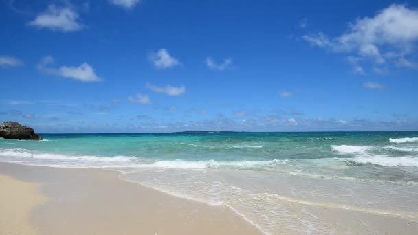 Belle plage à Okinawa 