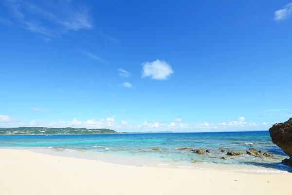 Prachtig strand in okinawa — Stockfoto