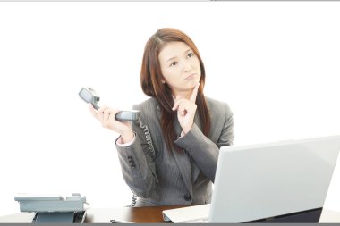 yorgun ve stresli bir genç iş kadını