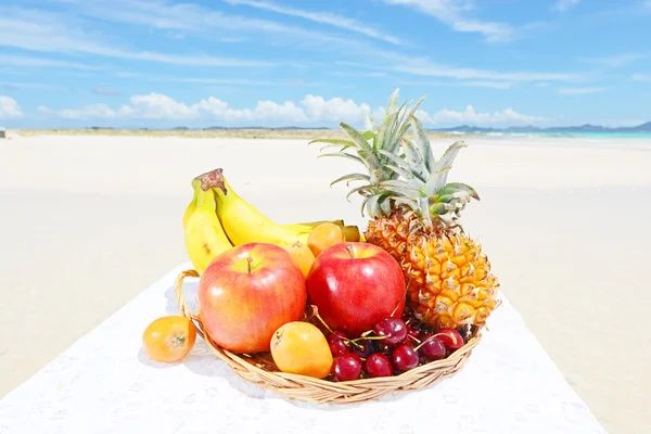 Prachtig strand in okinawa — Stockfoto