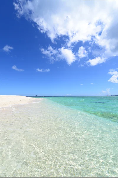 Bella spiaggia a Okinawa — Foto Stock