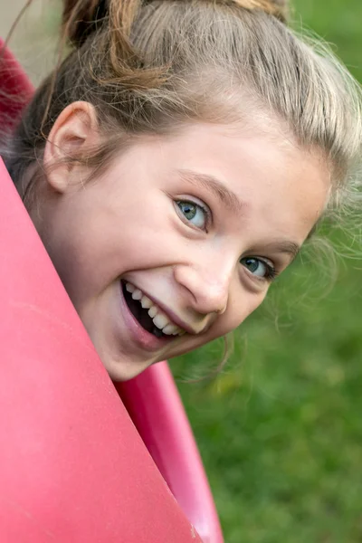 A young girl — Stock Photo, Image