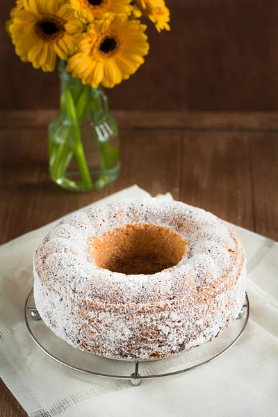 Ein selbst gebackener Kuchen — Stockfoto