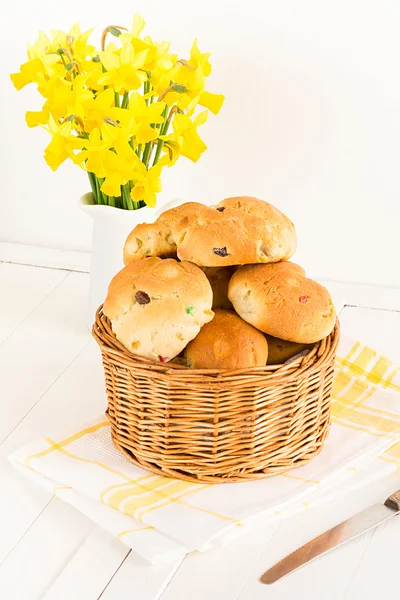 Homemade buns with raisins — Stock Photo, Image