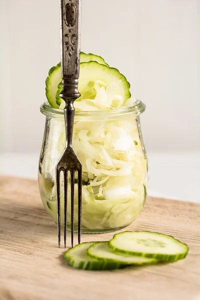 Huisgemaakte Koolsla — Stockfoto