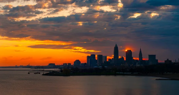 Cleveland sunrise display — Stock Photo, Image