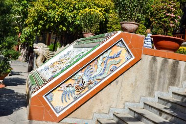 NNYCHANG, VİETNAM - 20 Ocak 2020 Long Sean Temple, Nha Trang City, Long Sean pagoda, heykel, simgeler