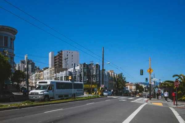 San Francisco Abd Mart 2019 Columbus Bulvarı Nda Arabalar Yayalar — Stok fotoğraf