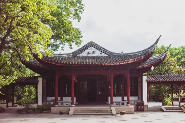 Çin Suzhou Kentindeki Tiger Hill Deki Huqiu Ağaçlar Arasında Geleneksel — Stok fotoğraf