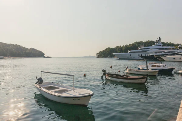 Cavtat Croatie Août 2015 Bateaux Amarrés Port Cavtat — Photo