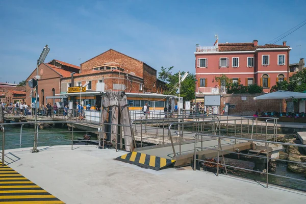 Венеция Италия Июля 2019 Года Автобусная Остановка Мурано Фаро Острове — стоковое фото