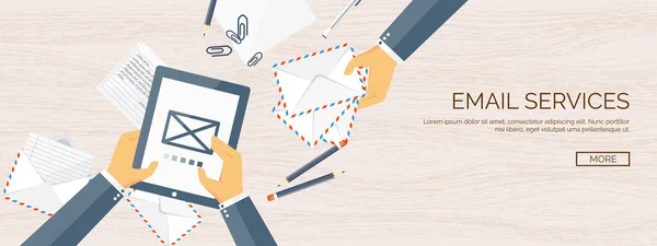 Ilustração vetorial. Fundo plano com envelope. Antecedentes do conceito de email. Spam, sms a escrever. Nova mensagem . — Vetor de Stock