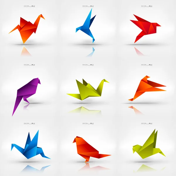 Origami paper bird on abstract background. Set. — Stockvector