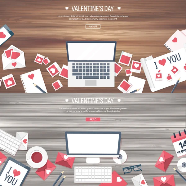 Computer, laptop, love messages with hearts — 스톡 벡터