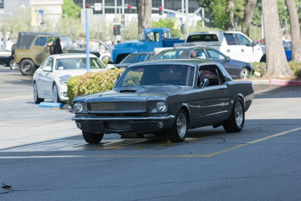 Clássico ford mustang — Fotografia de Stock