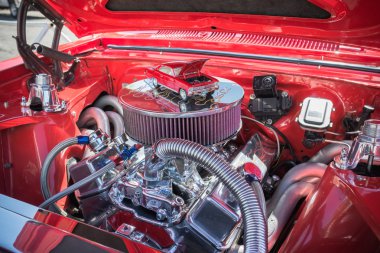 Customized muscle car engine displayed 
