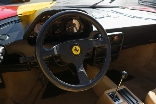 Panel de Ferrari en exhibición — Foto de Stock