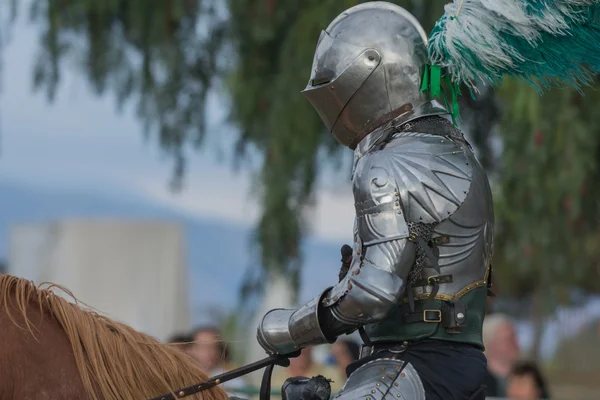 Schauspieler als mittelalterlicher Ritter — Stockfoto