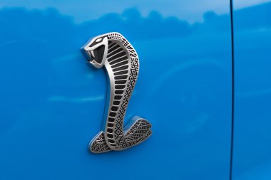 Ford Mustang Cobra amblemi