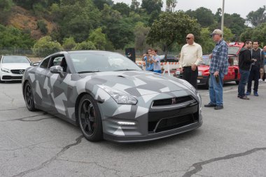 Nissan Gt-R ekranda