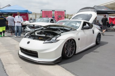 Nissan 370Z Coupe