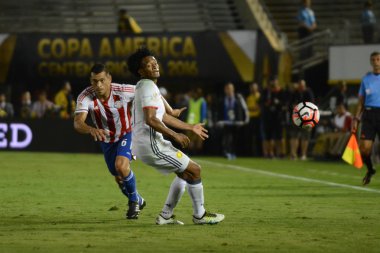 Miguel Samudio Juan Cuadrado top sürme