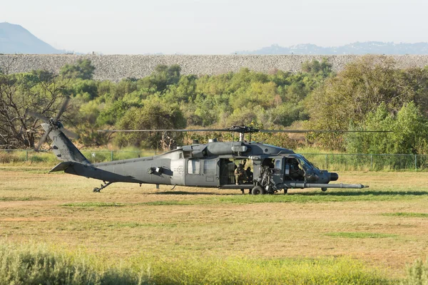 US army sikorsky uh-60 black hawk helikopter — Zdjęcie stockowe