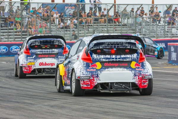 Rajd samochodów w red bull grc global rallycross — Zdjęcie stockowe