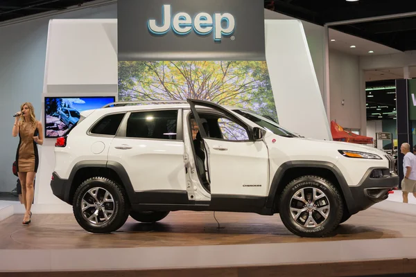 Jeep Cherokee 2015 en el Salón Internacional del Automóvil del Condado de Orange — Foto de Stock