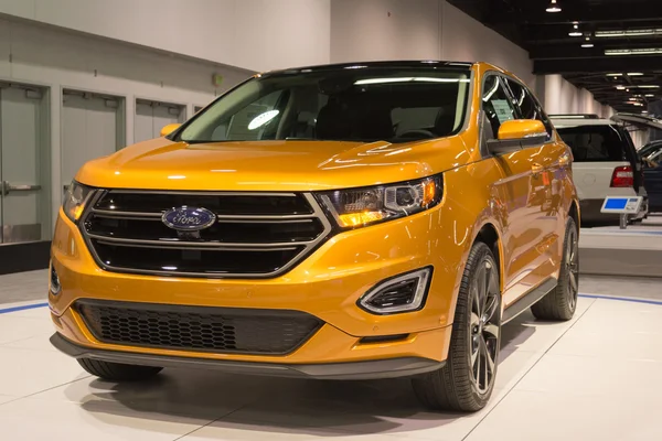 2015 Ford Edge en el Salón Internacional del Automóvil del Condado de Orange — Foto de Stock