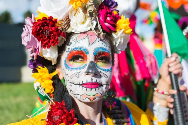 Okänd kvinna på 15: e årliga dagen av döda festivalen — Stockfoto