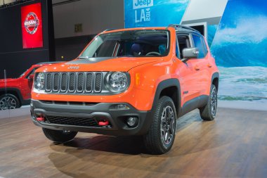 Jeep Renegade Trailhawk 2015 ekranda