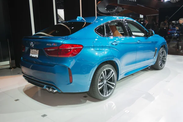 BMW X6 2015 на выставке — стоковое фото