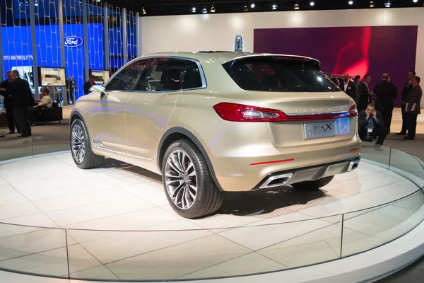 Lincoln Mkx 2015 konceptbil på displayen — Stockfoto