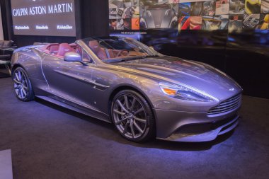 Aston Martin Q Vanquish Cabrio ekranda