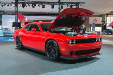 Dodge Challenger Srt ekranda