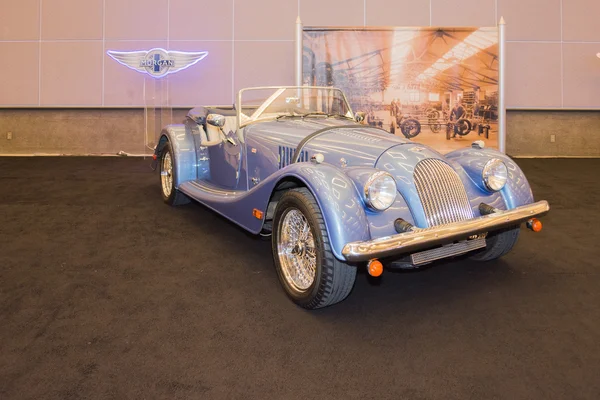 Машина Morgan Roadster на выставке — стоковое фото