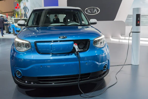 Kia Soul Ev na wyświetlaczu — Zdjęcie stockowe