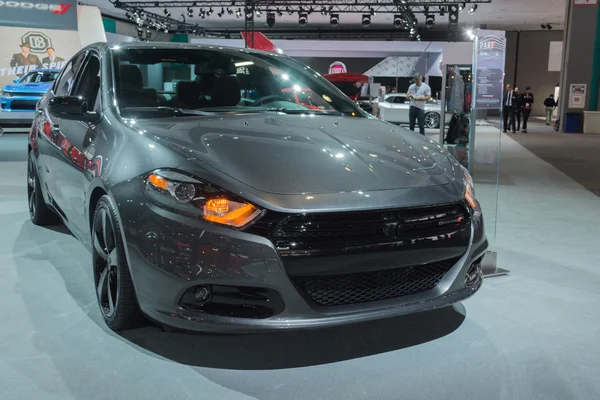 Dodge Dart 2015-re a kijelzőn — Stock Fotó