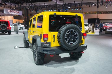 Jeep Wrangler Rubicon 2015 ekranda