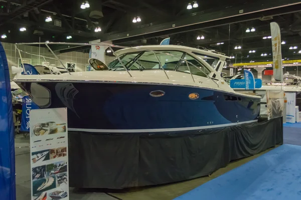 Boat on display — Stock Photo, Image