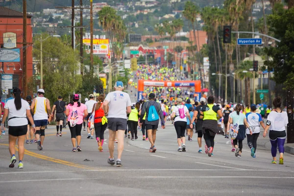 Unidentified runners participating in the 30th LA Marathon Editi — Stock Photo, Image