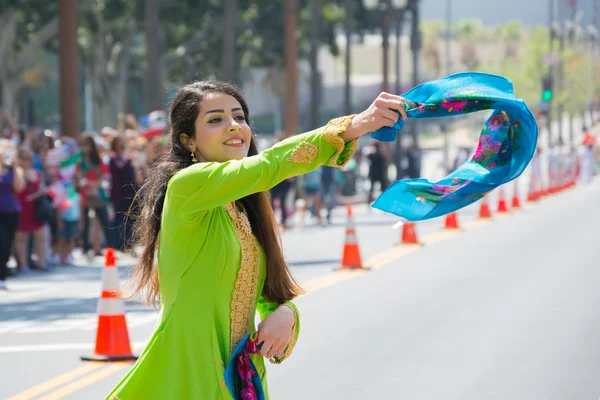 Dançarina persa realizando — Fotografia de Stock