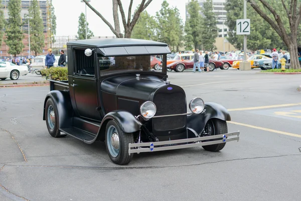 Ford camión clásico coche en exhibición —  Fotos de Stock